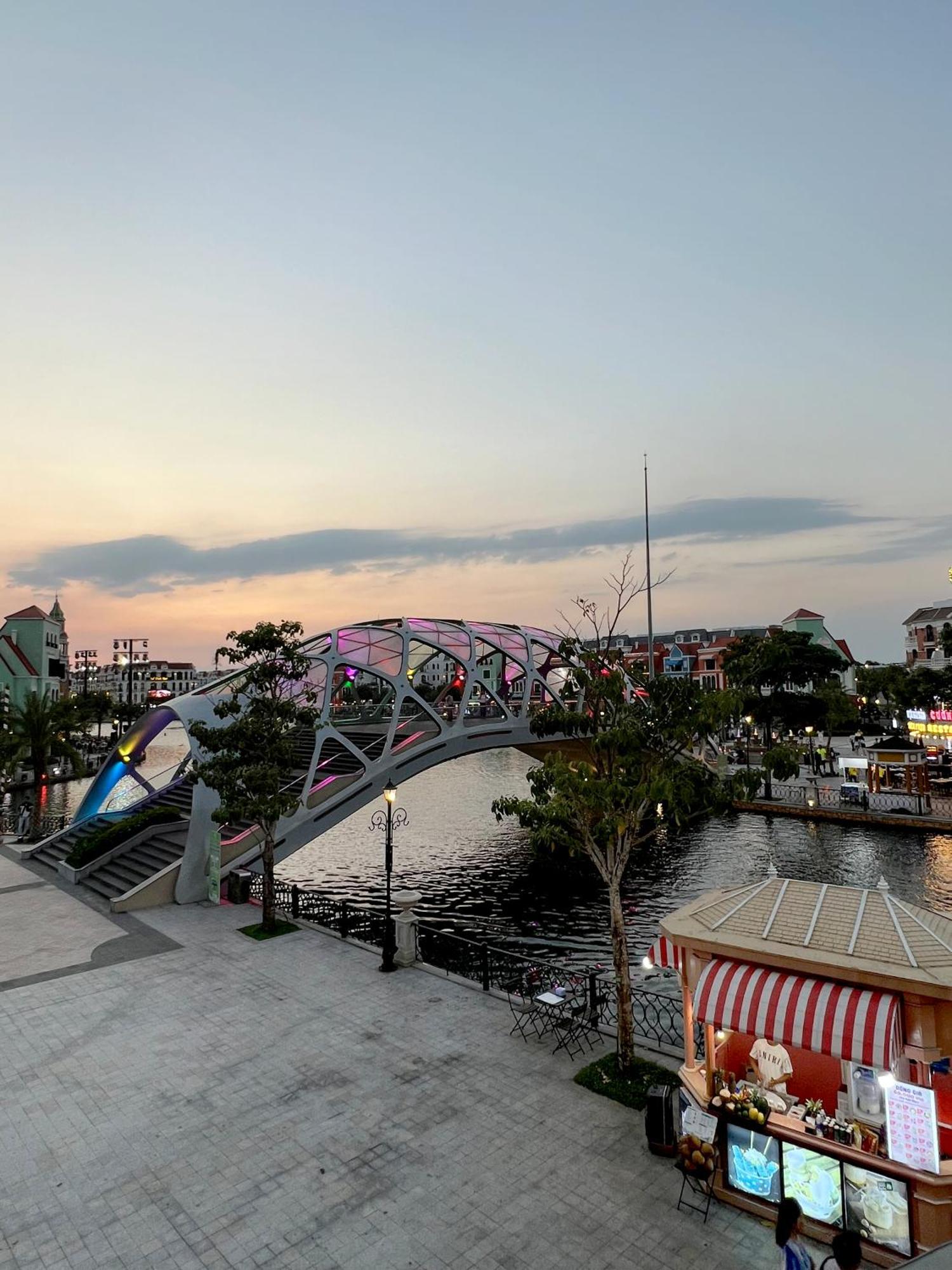 Legacy Hotel - Grand World Phu Quoc Esterno foto
