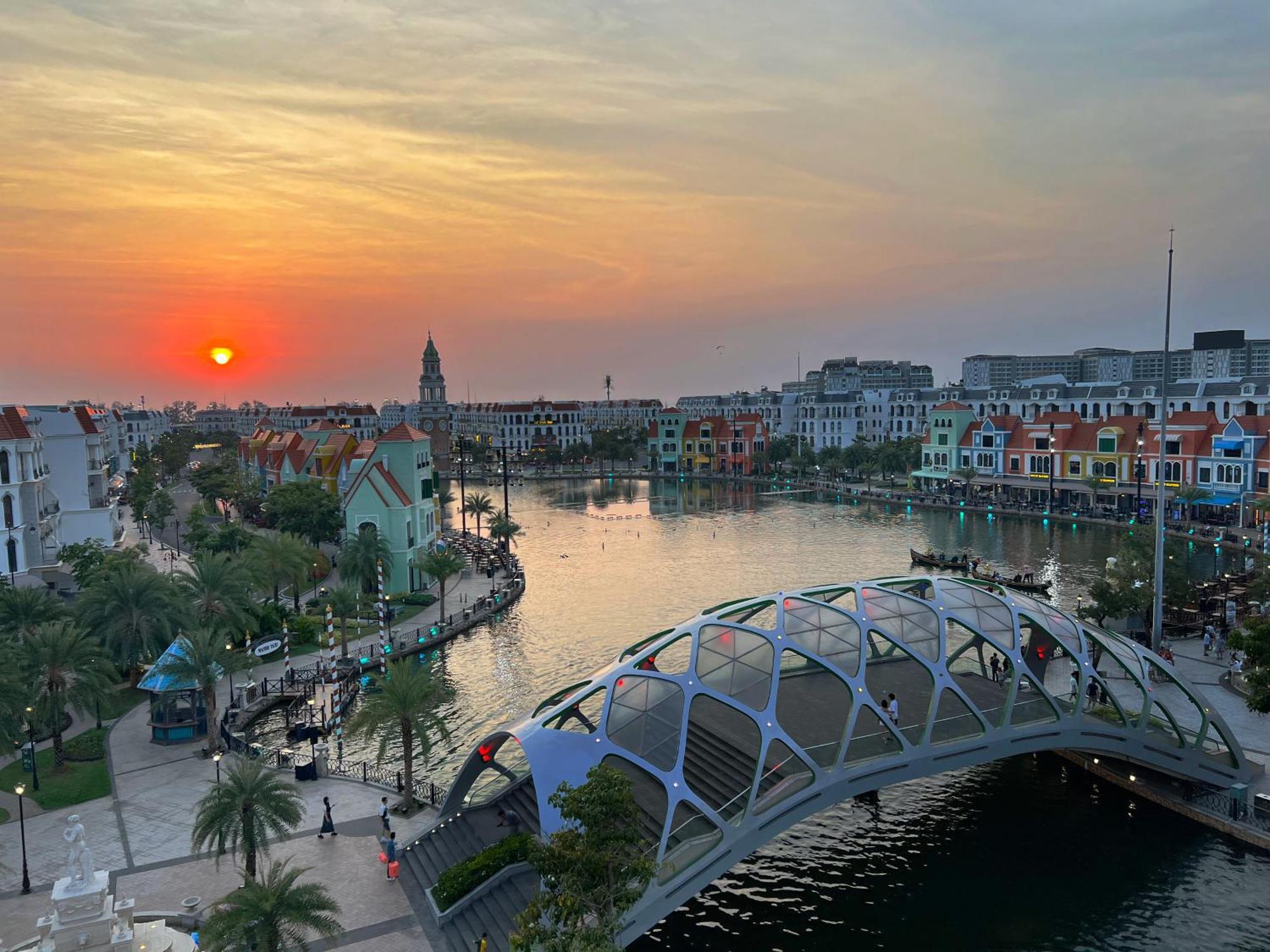 Legacy Hotel - Grand World Phu Quoc Esterno foto